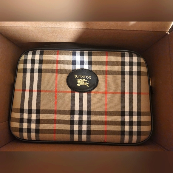 Vintage burberrys shoulder bag - Picture 1 of 8